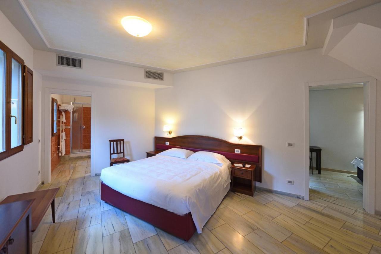 Relais La Corte Di Cloris Florencia Exterior foto